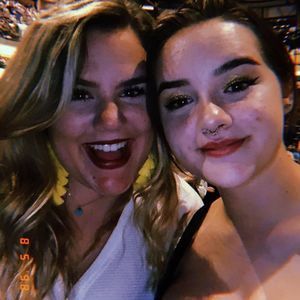 Meet your Posher, Isabel